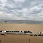 Zeezicht V - 1 Bedroom Apartment With Frontal Seaview T50